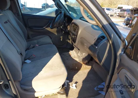 2006 Toyota Tundra Sr5 V8 z USA, uszkodzony, nr VIN 5TBDT44136S554893